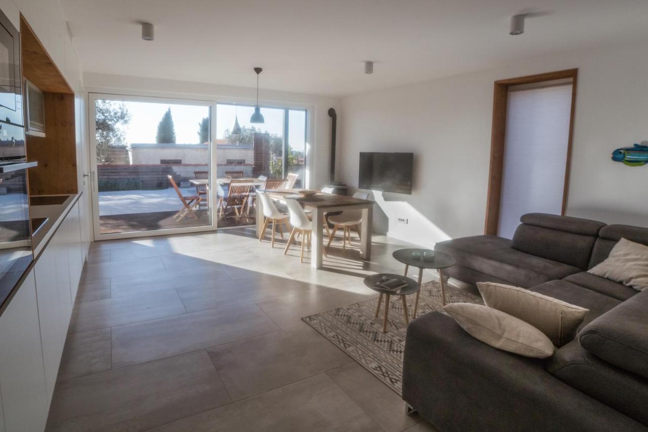 Klajder Appartement Peroj Buitenkant foto