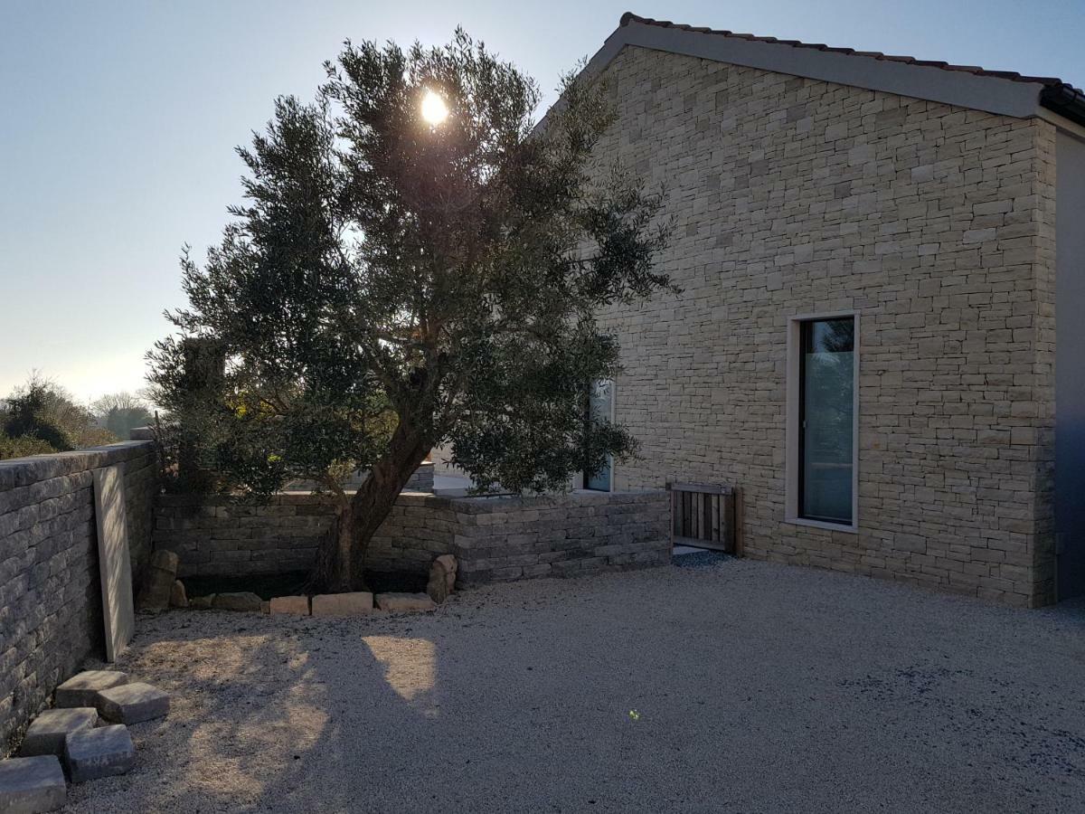 Klajder Appartement Peroj Buitenkant foto